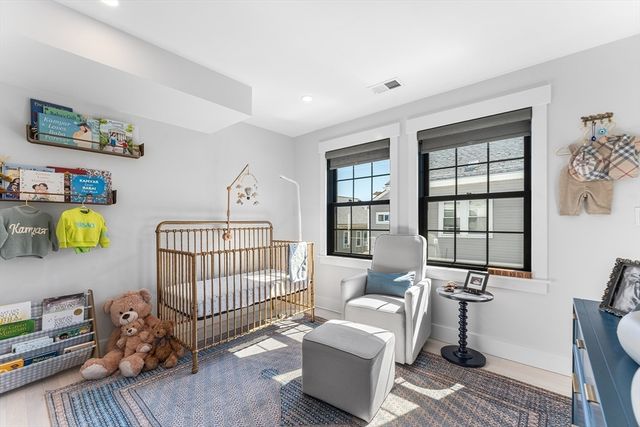 11-13 Lowell St 11B, Arlington, MA 02476