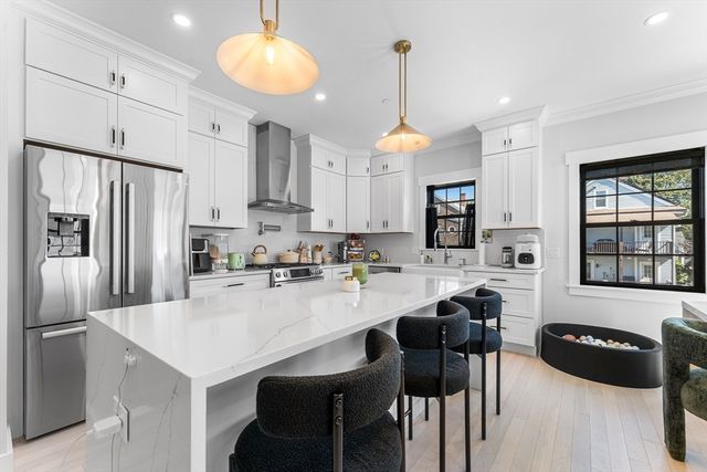 11-13 Lowell St 11B, Arlington, MA 02476