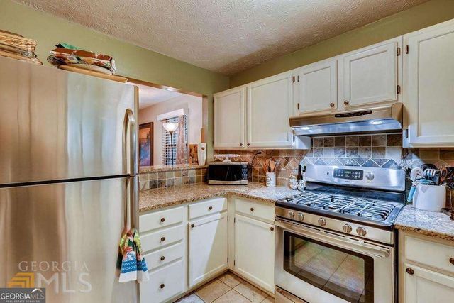 2515 Skyland Trail NE, Brookhaven, GA 30319