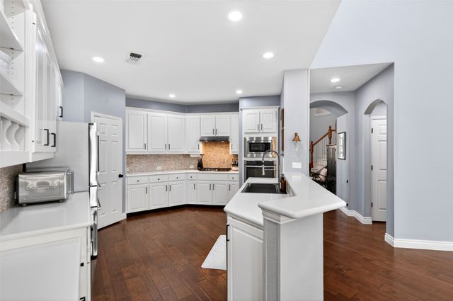 1707 Crown Point Road, Mckinney, TX 75072