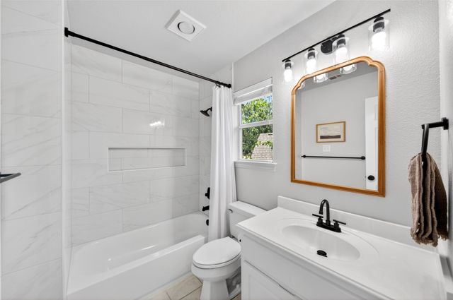 1707 Crown Point Road, Mckinney, TX 75072