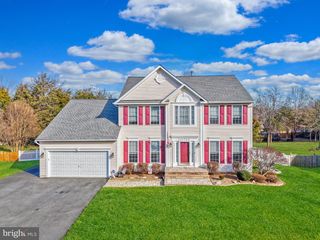 11723 HOOVER LN, Fredericksburg, VA 22407