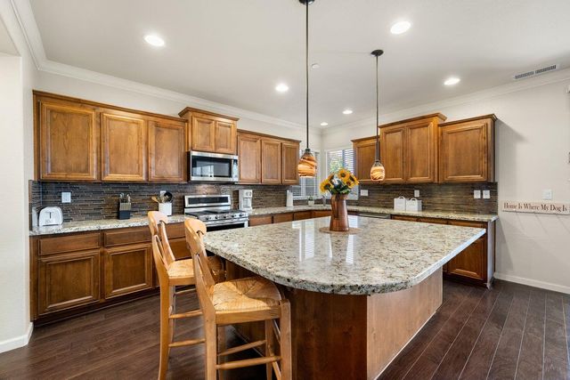 1948 Vignolia Loop, Roseville, CA 95747