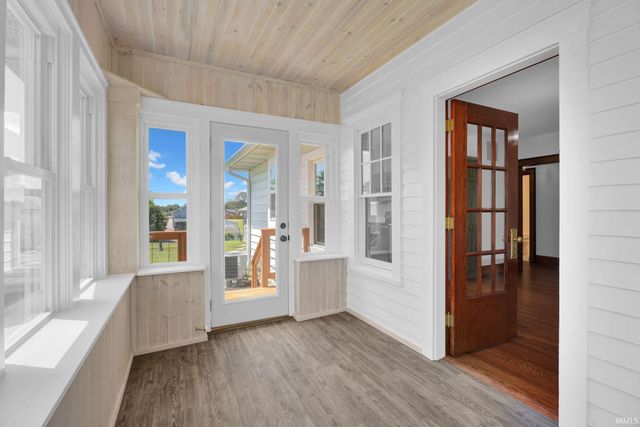 2515 Washington Avenue, Bedford, IN 47421