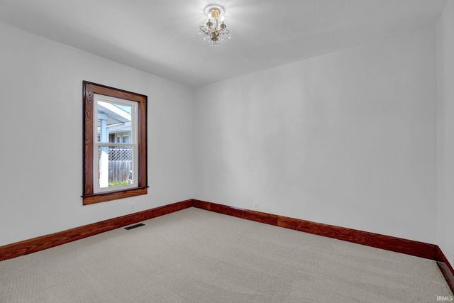 2515 Washington Avenue, Bedford, IN 47421
