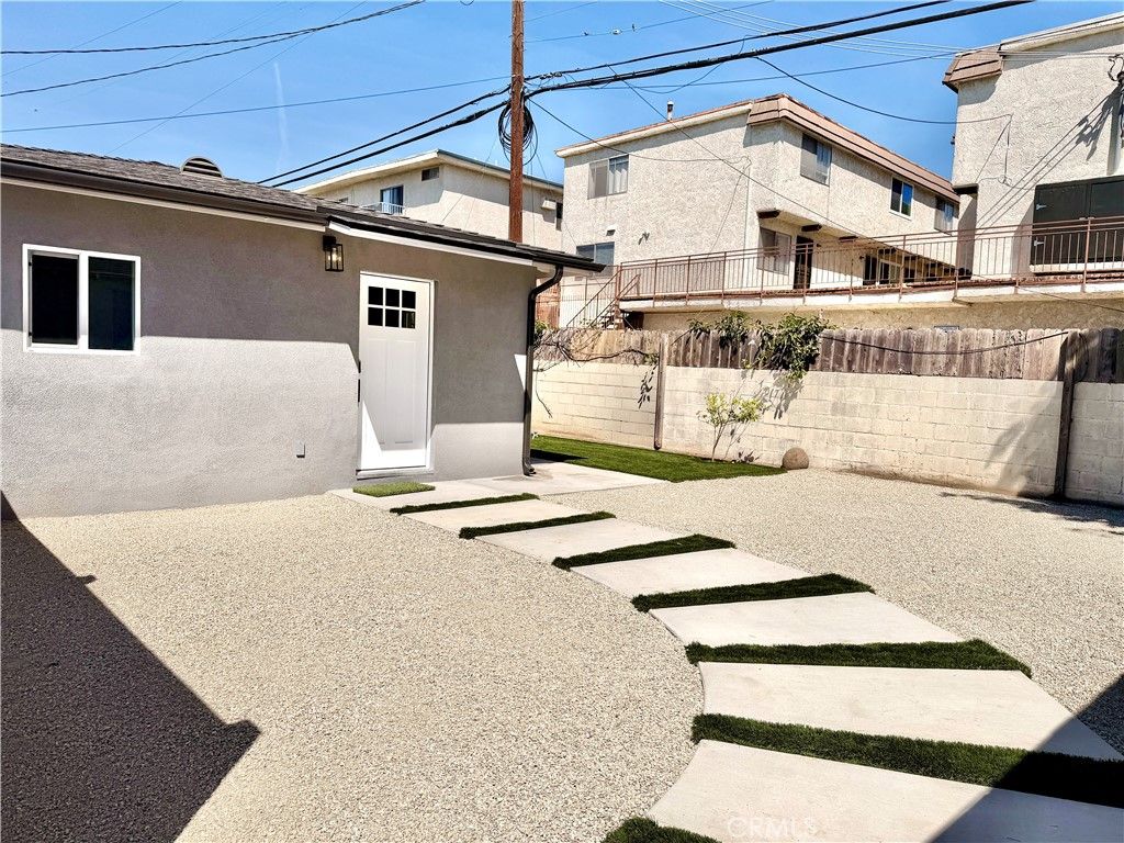 3546 Corinth Avenue, Los Angeles, CA 90066