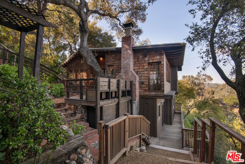 19963 Observation Drive, Topanga, CA 90290 — exterior