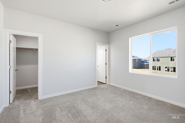 5329 S Big Jacks Creek Ave, Nampa, ID 83686