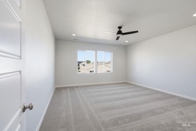 5329 S Big Jacks Creek Ave, Nampa, ID 83686