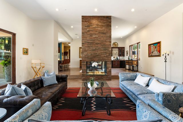 1858 Palacio Lane, Santa Fe, NM 87505