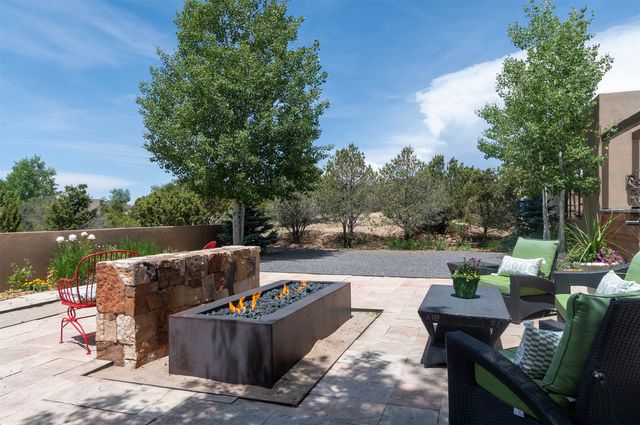 1858 Palacio Lane, Santa Fe, NM 87505