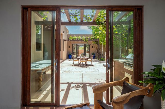 1858 Palacio Lane, Santa Fe, NM 87505