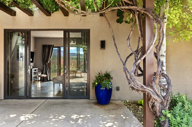 1858 Palacio Lane, Santa Fe, NM 87505