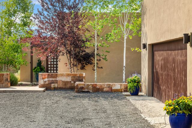 1858 Palacio Lane, Santa Fe, NM 87505