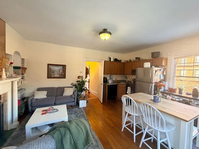 2 Symphony Rd 3, Boston, MA 02215