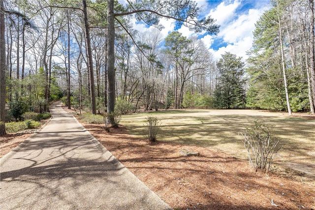 3248 Nancy Creek Road NW, Atlanta, GA 30327