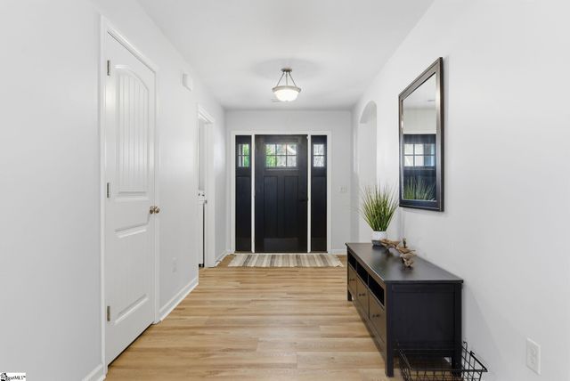 332 Terilyn Court, Greenville, SC 29611