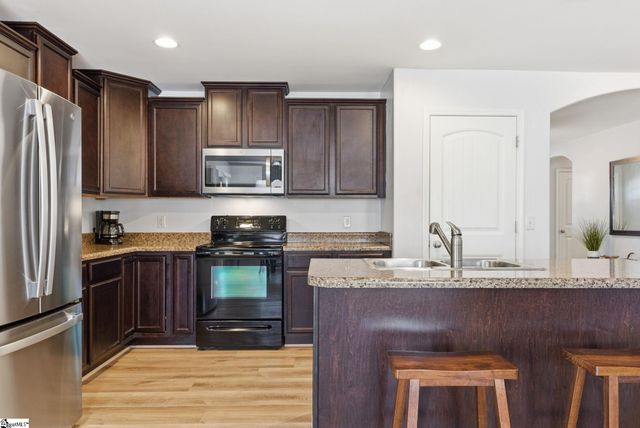 332 Terilyn Court, Greenville, SC 29611