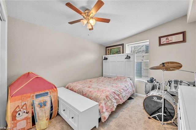 5616 Paca LN, Virginia Beach, VA 23462