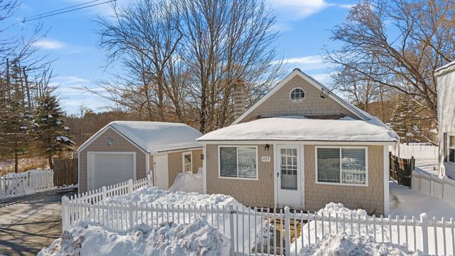 223 W Shore Avenue, Manchester, NH 03109