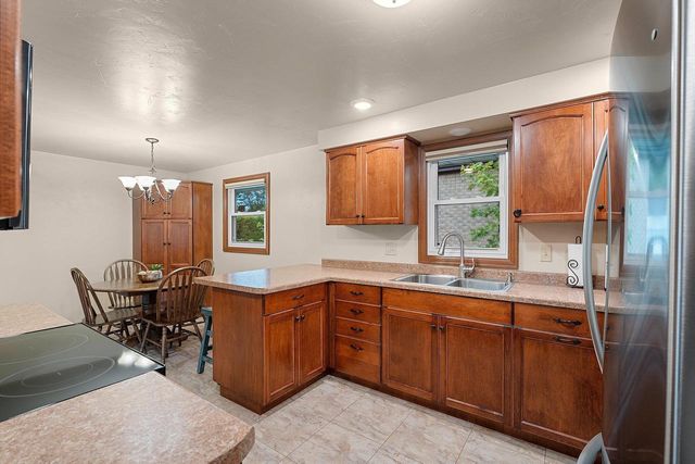 1404 SPENCE STREET, Green Bay, WI 54304