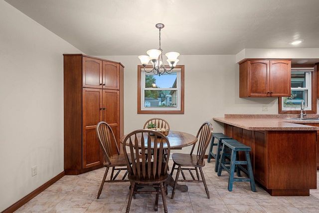 1404 SPENCE STREET, Green Bay, WI 54304