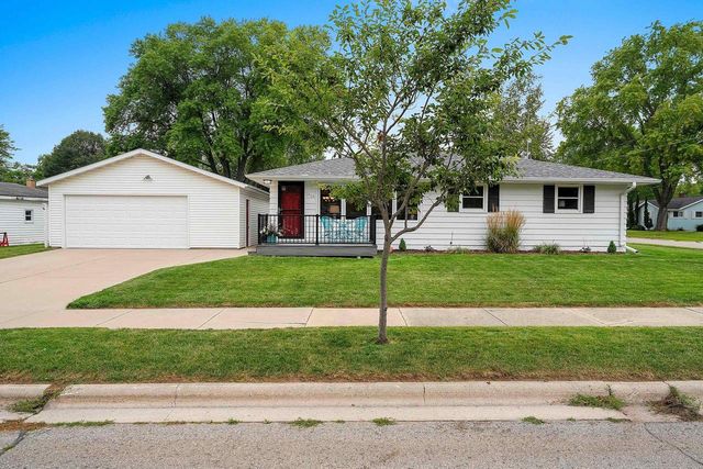 1404 SPENCE STREET, Green Bay, WI 54304