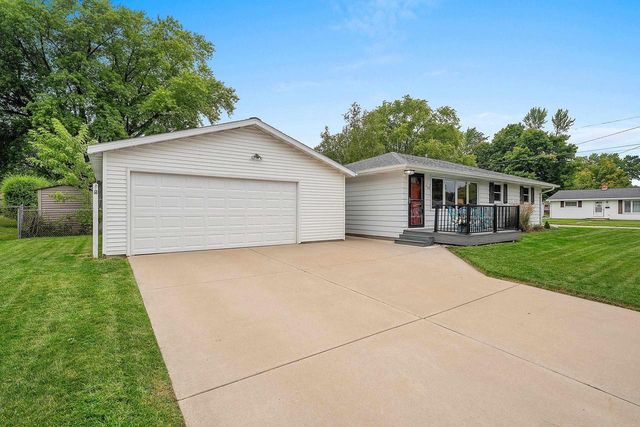 1404 SPENCE STREET, Green Bay, WI 54304