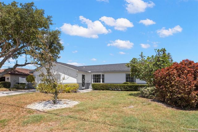 4960 DOVER STREET NE, St Petersburg, FL 33703