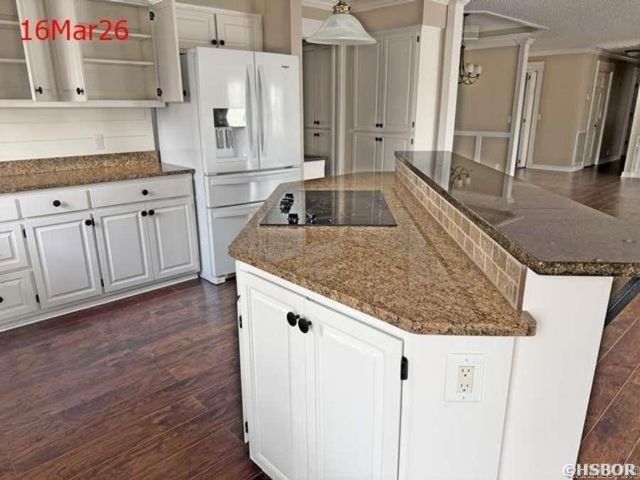 21 Delavega Circle, Hot Springs Village, AR 71909