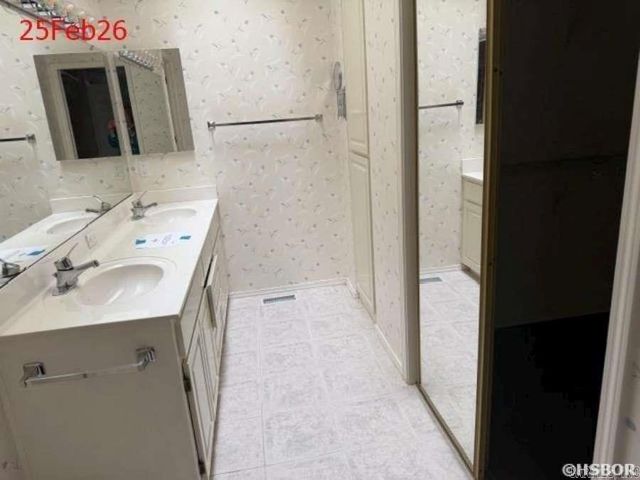 21 Delavega Circle, Hot Springs Village, AR 71909