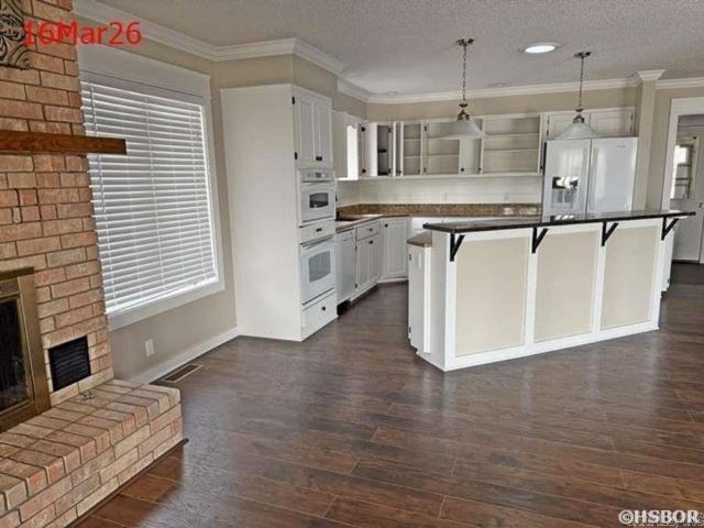 21 Delavega Circle, Hot Springs Village, AR 71909