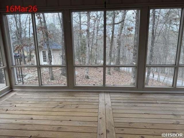 21 Delavega Circle, Hot Springs Village, AR 71909