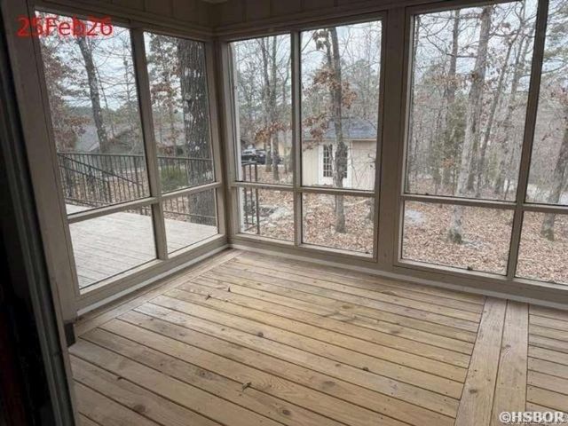 21 Delavega Circle, Hot Springs Village, AR 71909