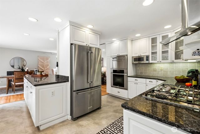 25845 SE 152 Street, Issaquah, WA 98027