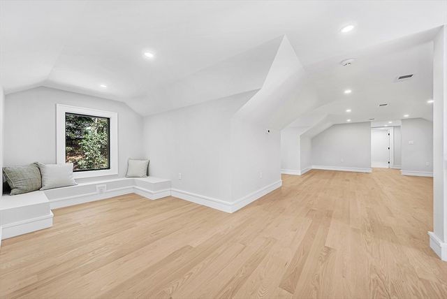 177 Varick Rd, Newton, MA 02468