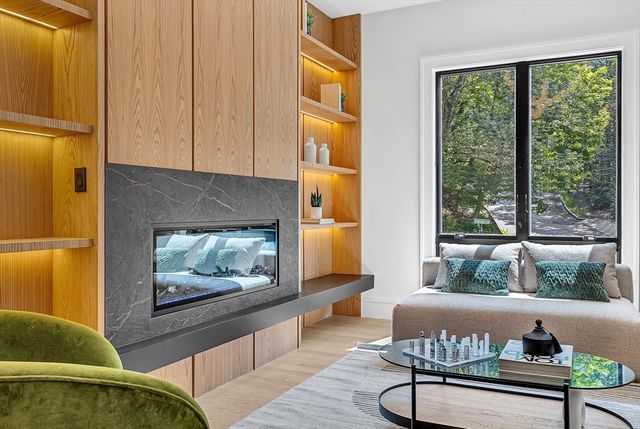 177 Varick Rd, Newton, MA 02468