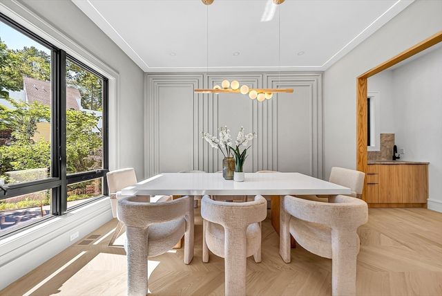 177 Varick Rd, Newton, MA 02468