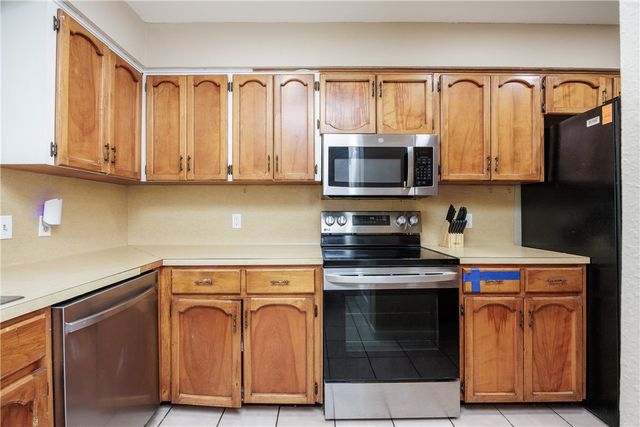 3621 Mendenhall Dr, Corpus Christi, TX 78415