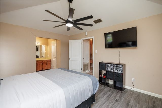 3621 Mendenhall Dr, Corpus Christi, TX 78415