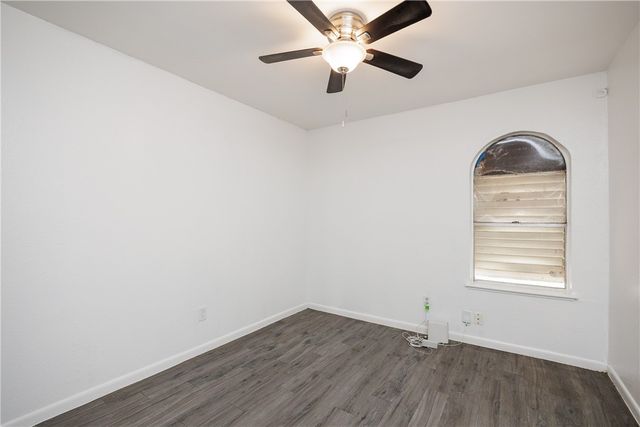 3621 Mendenhall Dr, Corpus Christi, TX 78415