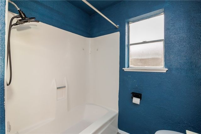 3621 Mendenhall Dr, Corpus Christi, TX 78415