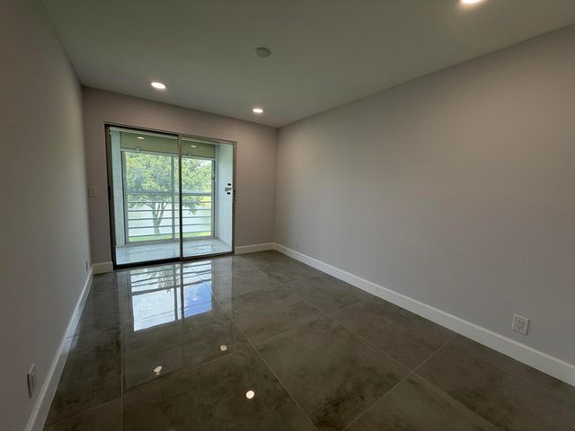 353 PRESTON I Drive, Boca Raton, FL 33434