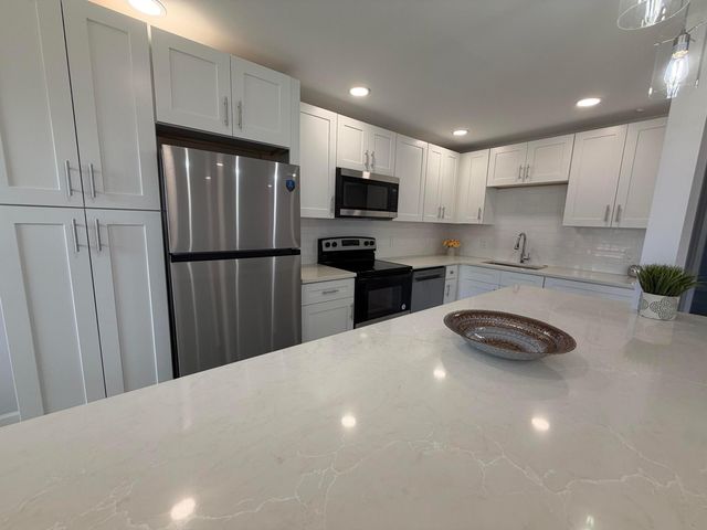 353 PRESTON I Drive, Boca Raton, FL 33434