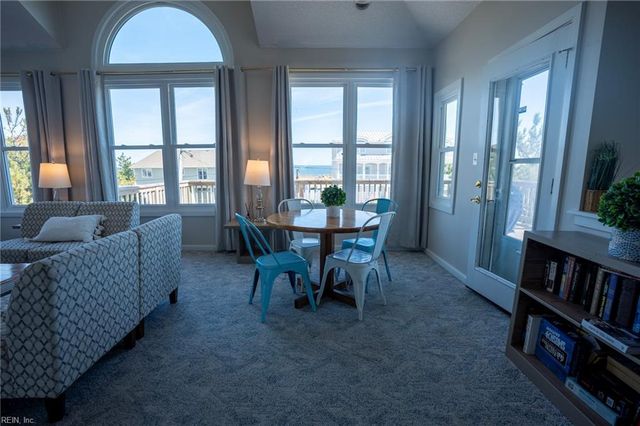 2349 Sandfiddler Rd RD, Virginia Beach, VA 23456