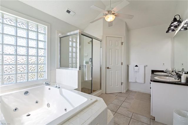 2349 Sandfiddler Rd RD, Virginia Beach, VA 23456