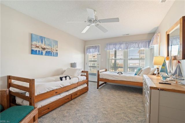 2349 Sandfiddler Rd RD, Virginia Beach, VA 23456