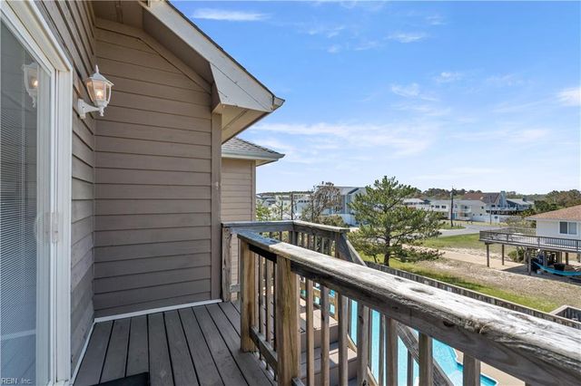 2349 Sandfiddler Rd RD, Virginia Beach, VA 23456