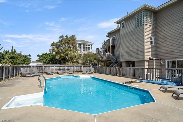 2349 Sandfiddler Rd RD, Virginia Beach, VA 23456