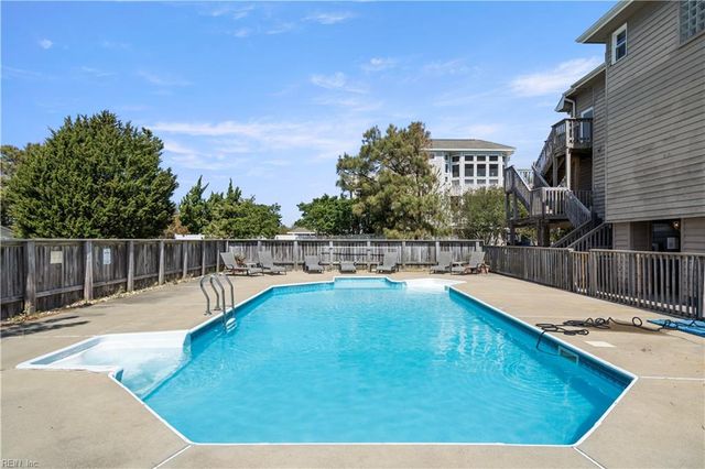 2349 Sandfiddler Rd RD, Virginia Beach, VA 23456